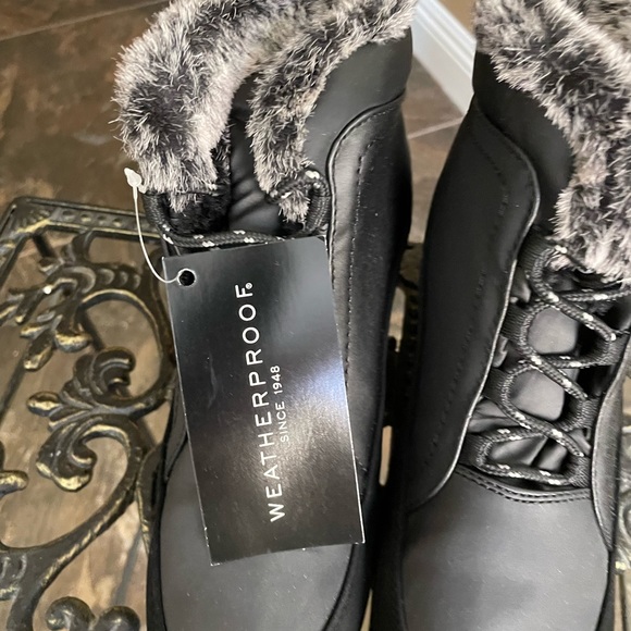 Brand new Womens Weather Proof winter boots - Picture 5 of 8